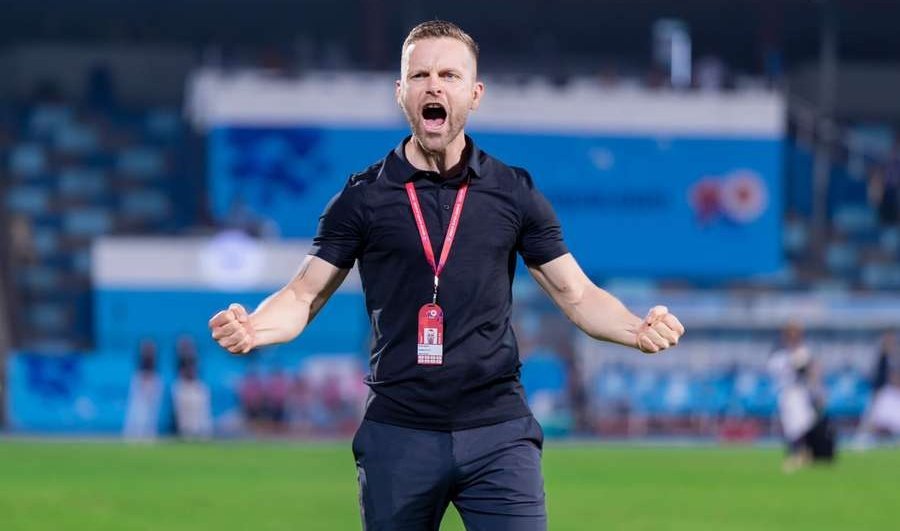 Petr Kratky’s contract with Mumbai City has been extended by a year till the end of the 2025-26 season. (@MarcusMergulhao) #IndianFootball #ISL #MCFC