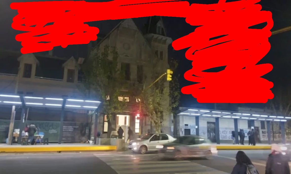 Impresionante la aurora boreal en Ramos Mejia