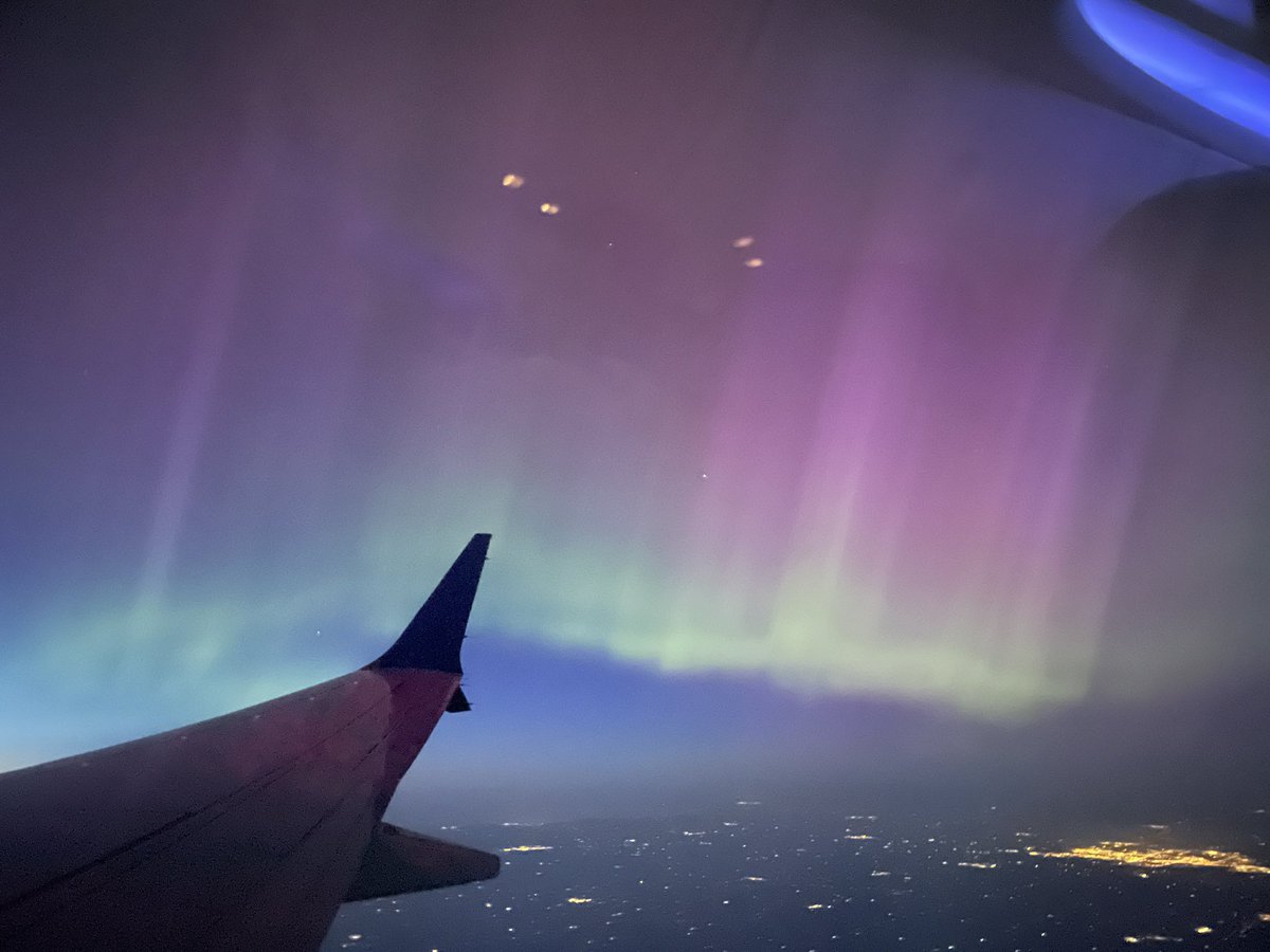 Beautiful aurora on the flight home from @SAILhealth