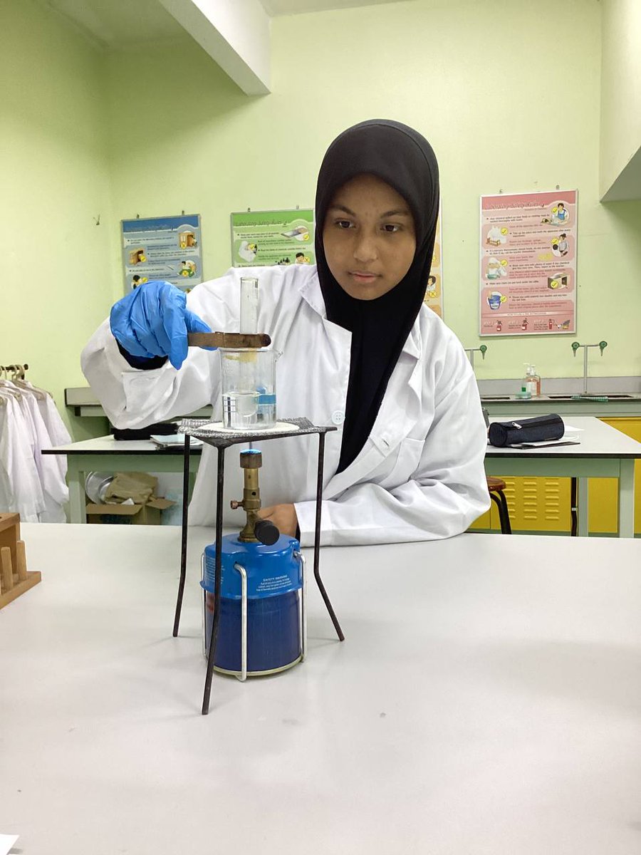 Bunsen burners ablaze in Science Lab this week! 
The 8th graders of Dar-Iftah are putting their science skills to the test with a food experiment!   What mysteries will they uncover? 
#ScienceExperiments #FoodScience #LearningByDoing