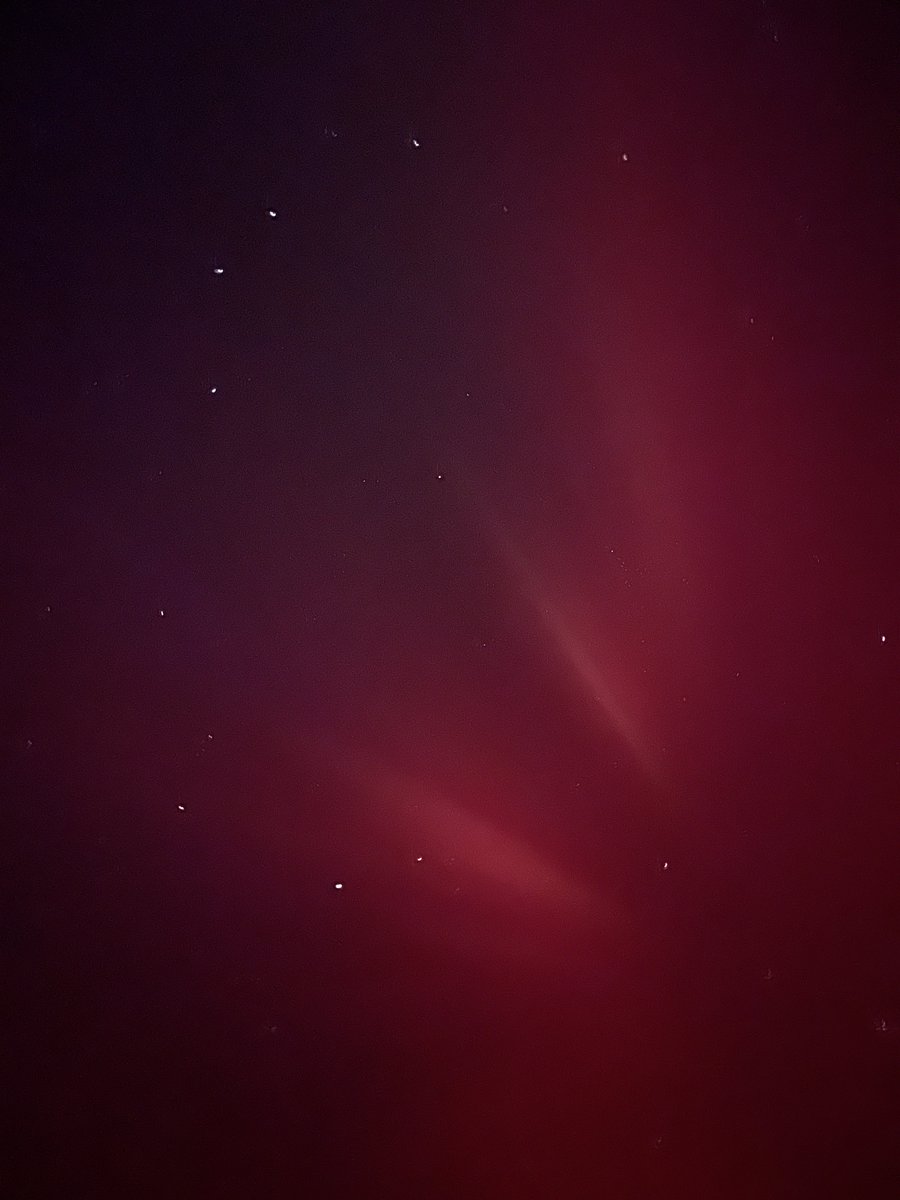 baseballjedi10's tweet photo. Take your phone outside and take some pictures in night mode. Pretty amazing! https://t.co/sYdchy72jN