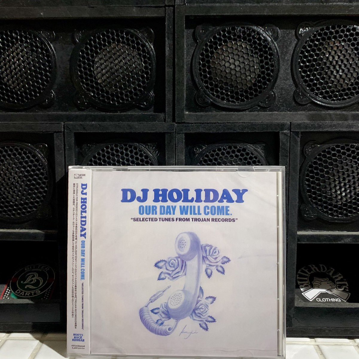 Now playing💿🎶
『OUR DAY WILL COME “SELECTED TUNES FROM TROJAN RECORDS”』
MIXED by DJ HOLIDAY A.K.A 今里 from STRUGGLE FOR PRIDE

BITTER DARTS
bitterdarts.com/shouhin/MixCD-…

#mixcd #djholidayakaimazato #struggleforpride #trojan #reggae #rocksteady #レコードのある店 #青森レコード