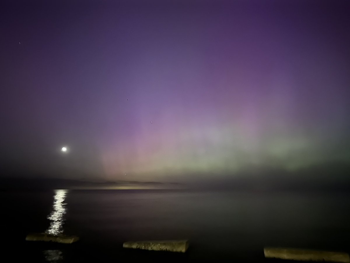 Aurora Borealis over Lake Erie tonight!
