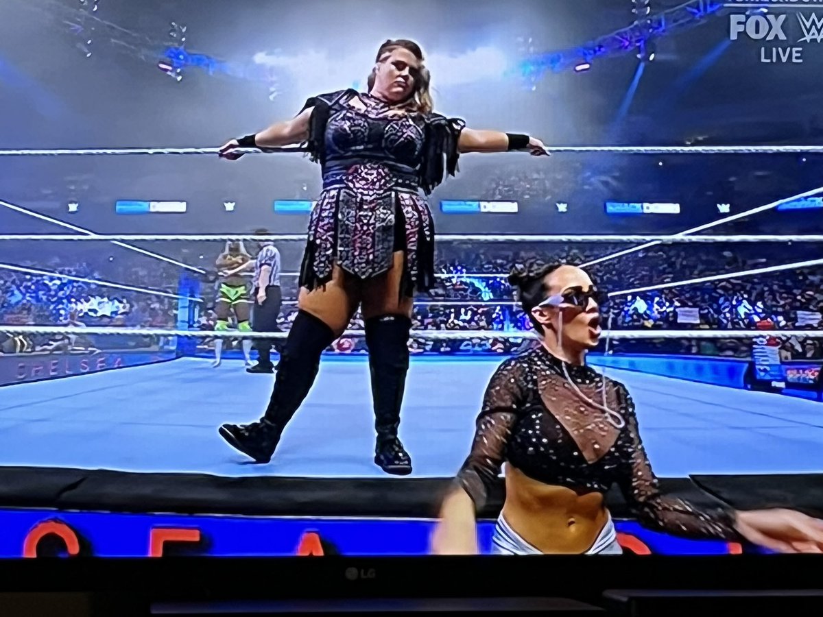 Chelsea Green and Piper Niven #SmackDown #ChelseaGreen #PiperNiven