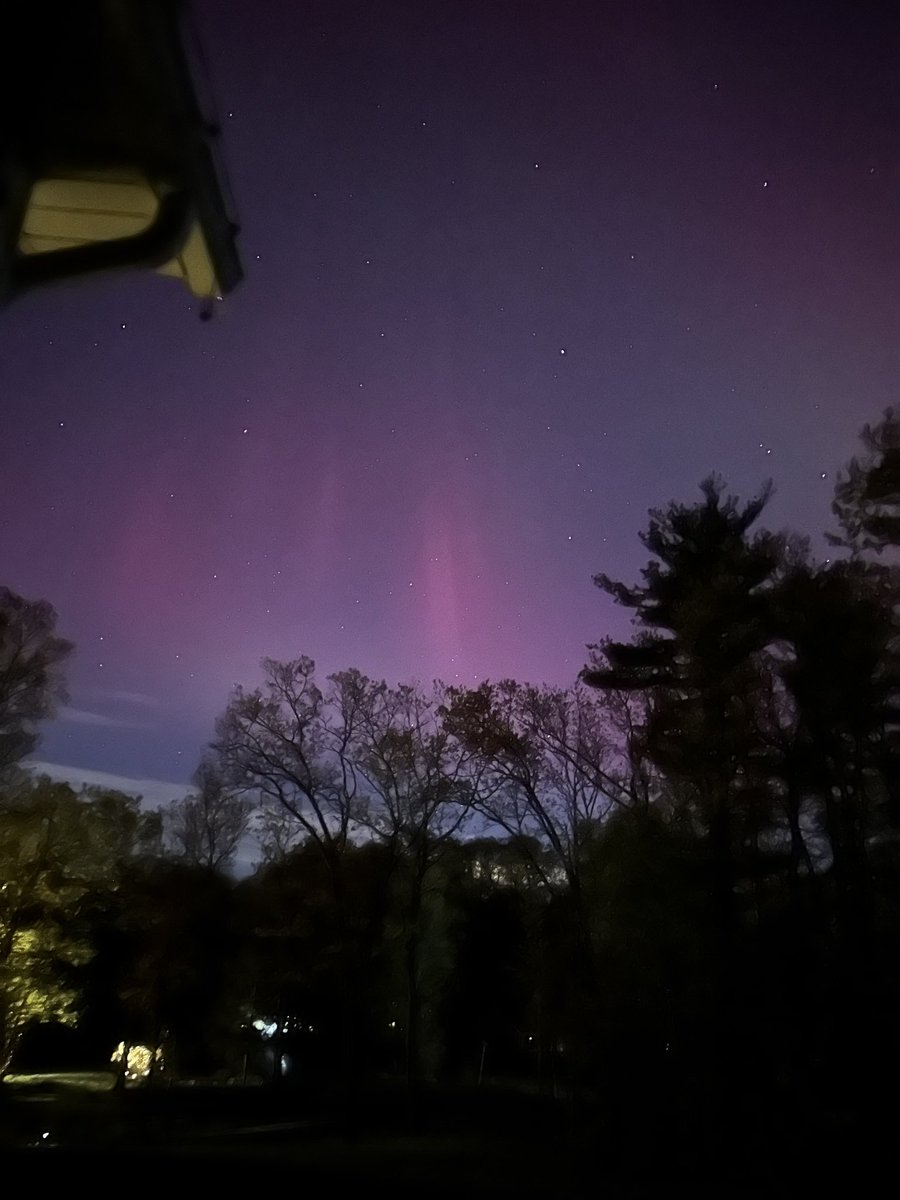 This was actually looking South out my front door toward CT just after 11PM. I could see the colors as soon as I walked out. I am absolutely speechless. I could sit out here all night!! <a href="/DHTheWeatherNut/">Western Mass Weather</a> <a href="/Eweather13/">eweather</a> <a href="/ericfisher/">Eric Fisher</a>