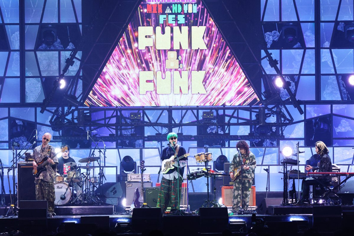 ENDRECHERI MIX AND YOU FES【FUNK & FUNK】 本日！5/11（土）20時～フジテレビTWO再放送！ 豪華アーティストたちによるこの日限りのコラボ演奏も必見！会場の興奮を放送でもお楽しみ下さい！ #堂本剛 #ENDRECHERI #鈴木雅之 #CreepyNuts #Awich #Kroi #ENDRECHERIMIXANDYOU otn.fujitv.co.jp/b_hp/924200064…