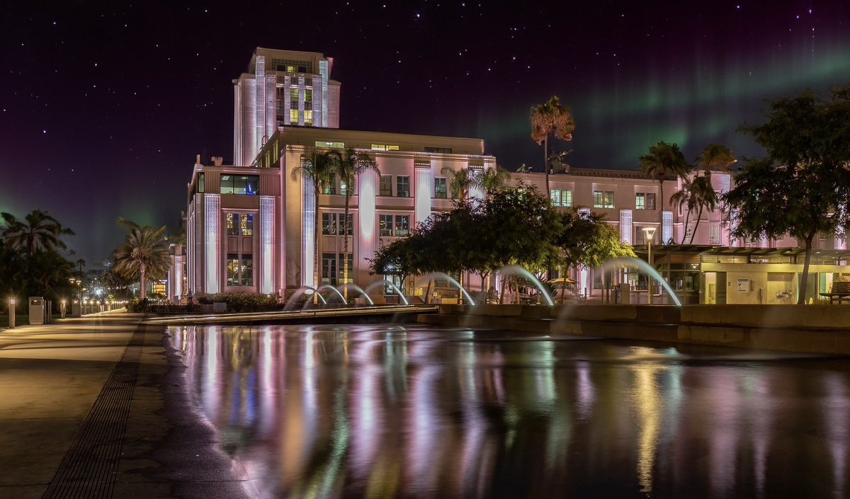 WOW stunning aurora! Waterfront park San Diego. And city connect colors?? Even mother nature rooting for the Padres