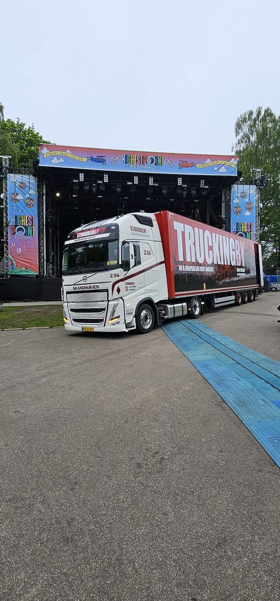 Getting the act in ! Great to be involved with so many UK festivals this year ! Looking forward to an eventful summer! #stokholmby #truckingby #rocknoonerollsitbetter #festival2024 #europeantour2024 #uktour2024 #eventlogistics #tourtrucking #rocknroll #music