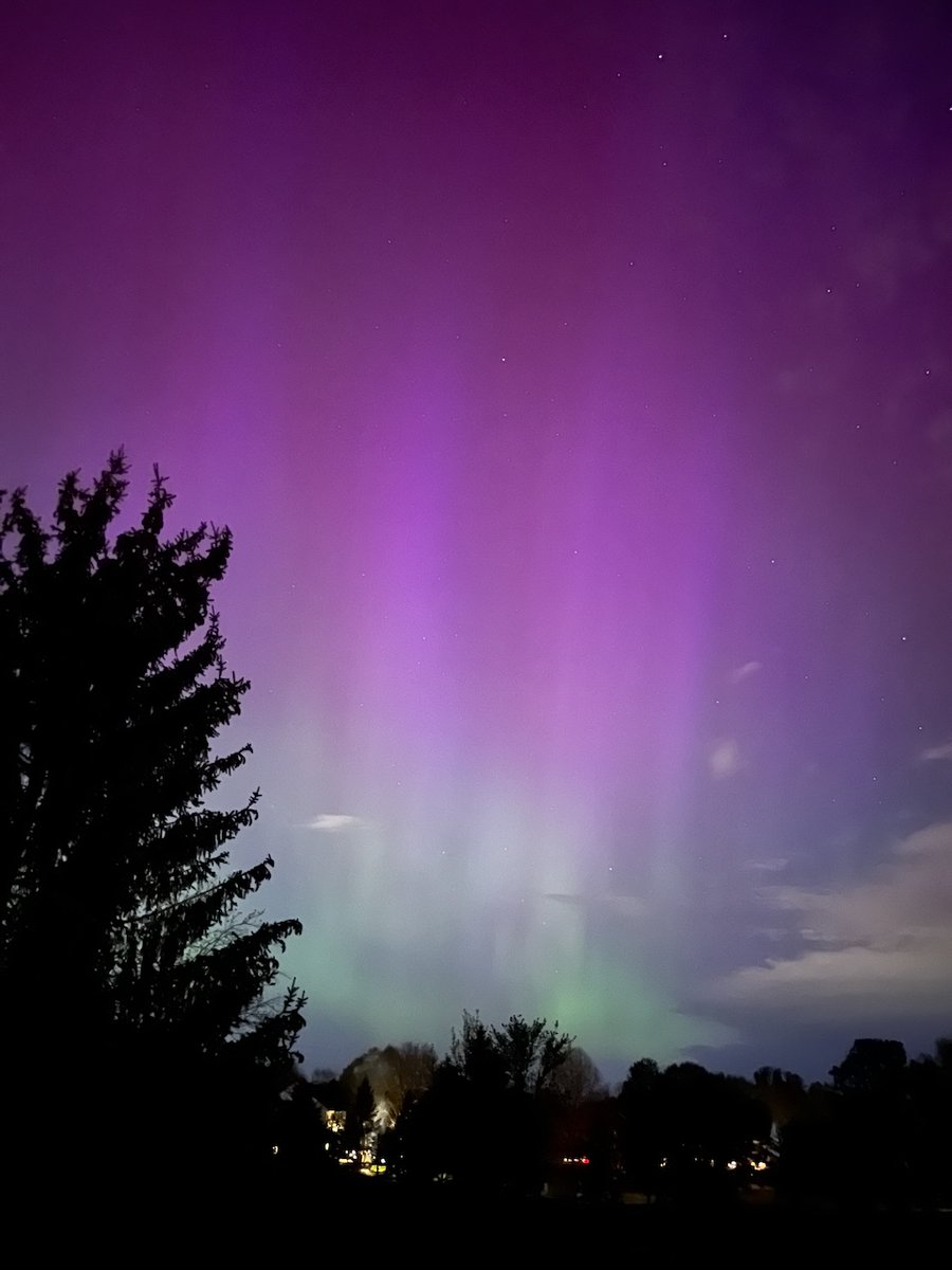 At least the clouds didn't mess up this weather event (#EclipseSolar2024  bust)