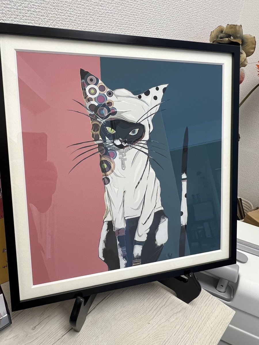 お迎えありがとうございます🙏✨

こちら展示会や個展では未発表の作品
画集掲載のイラスト。
こちらからもご依頼いただけます✨

『Cats fashion/mocha circle』
サイズ
Giclee Print
30角（300×300）
額装350×350

ありがとうございました✨