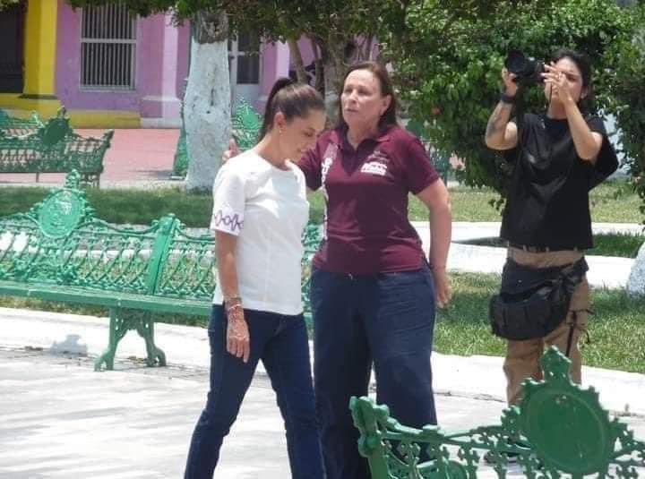 Claudia y la Nahle en Tlacotalpan, Veracruz… y ni quien las pelara. Sólo andaban con ellas los de su seguridad, prensa y acompañamiento. ¿Así o más claro? 🤣