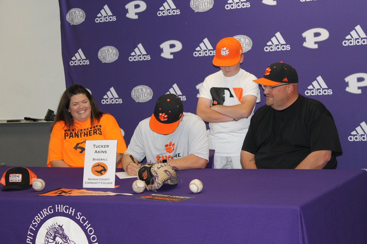 officially a panther 🖊️🐾