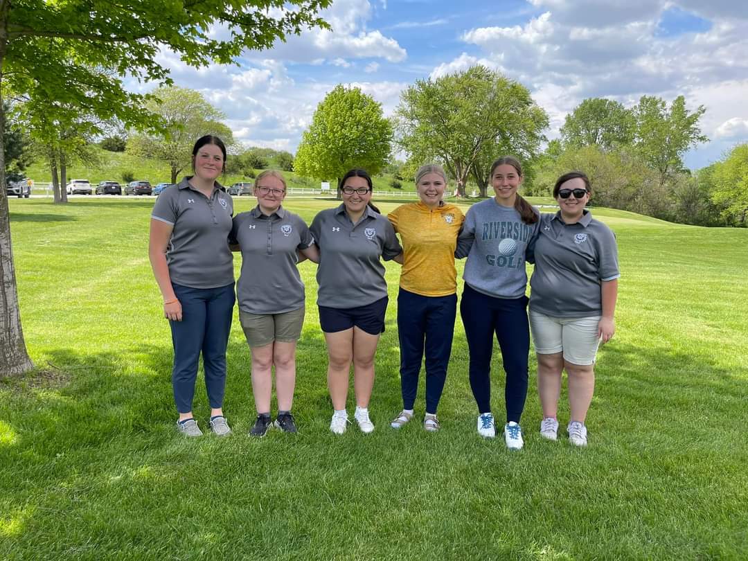 Congratulations on your regional win with an 83 Addison @addie_132106 ! And congratulations to the Riverside girls for advancing to the regional finals!!