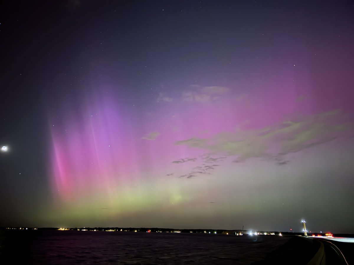 Some more shots of the Aurora! Send us more of your best shots: abcnews4.com/chimein Photos courtesy of Mitch West!