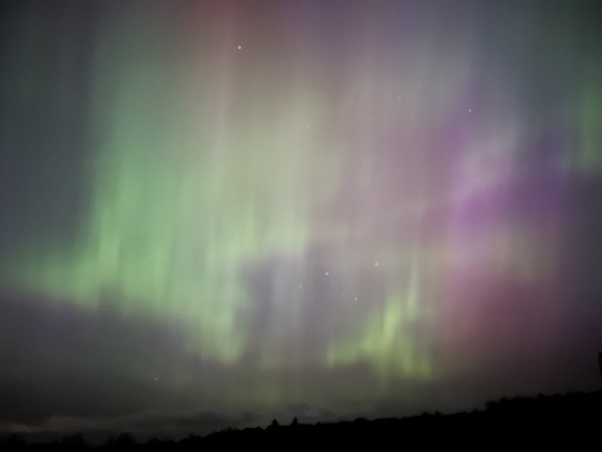enmand's tweet photo. The Northern Lights on display in Pictou County tonight! https://t.co/atri7t6d8P