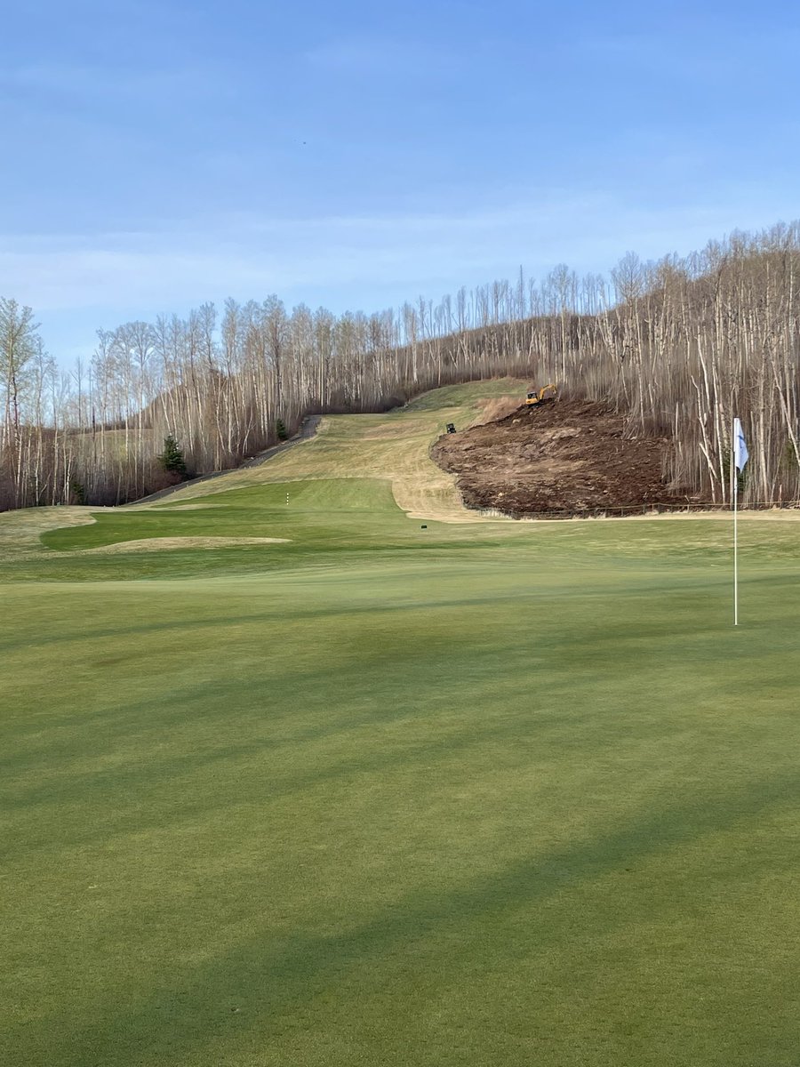 A little clean up along the left side of Fox 4 <a href="/FMGolfClub/">Fort McMurray Golf Club</a> it will never be wide enough.