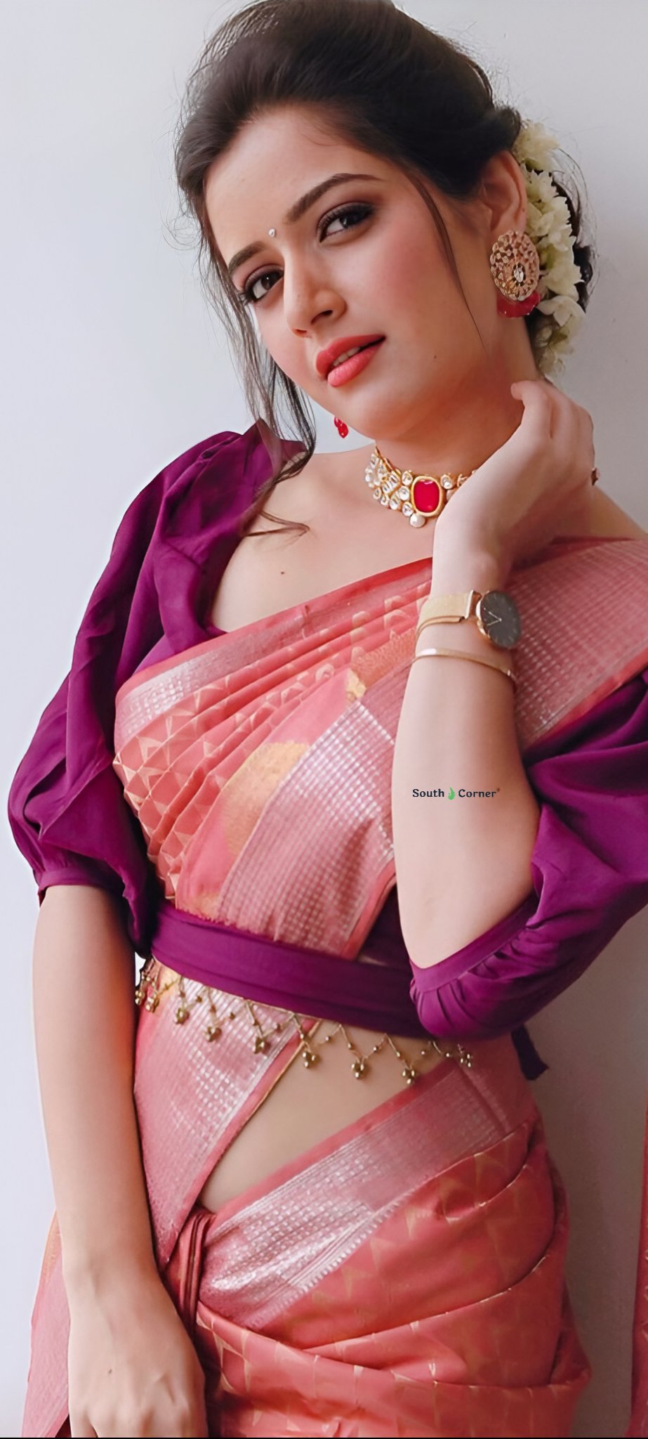 GNROSRaagAAqxUK?format=jpg&name=large