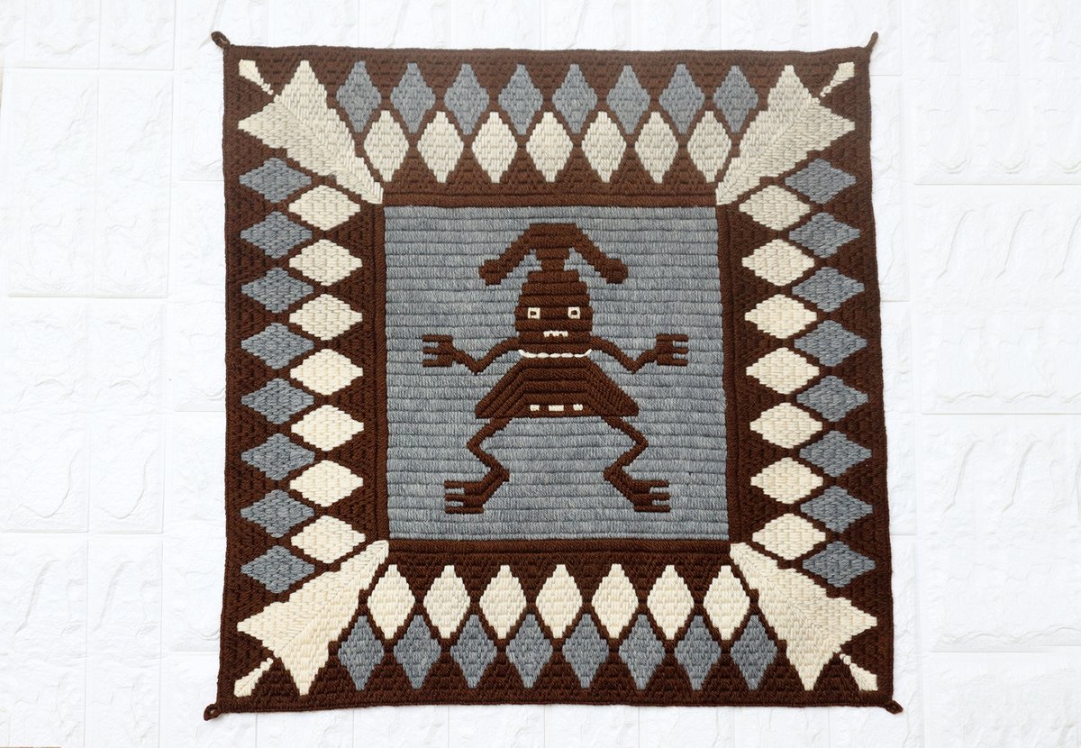 Vintage Peruvian Hand Woven Deity Figure Chimu Culture Pre-Colombian Pattern Wall Hanging Wool Tapestry. Peru Textile Folk Art Rug

asiansouvenirsshop.etsy.com/listing/171530…

#etsyshopsofinstagram #etsyshop #etsy_sellers #specialgifts #GiftsForHer #GiftsForHim #vintage