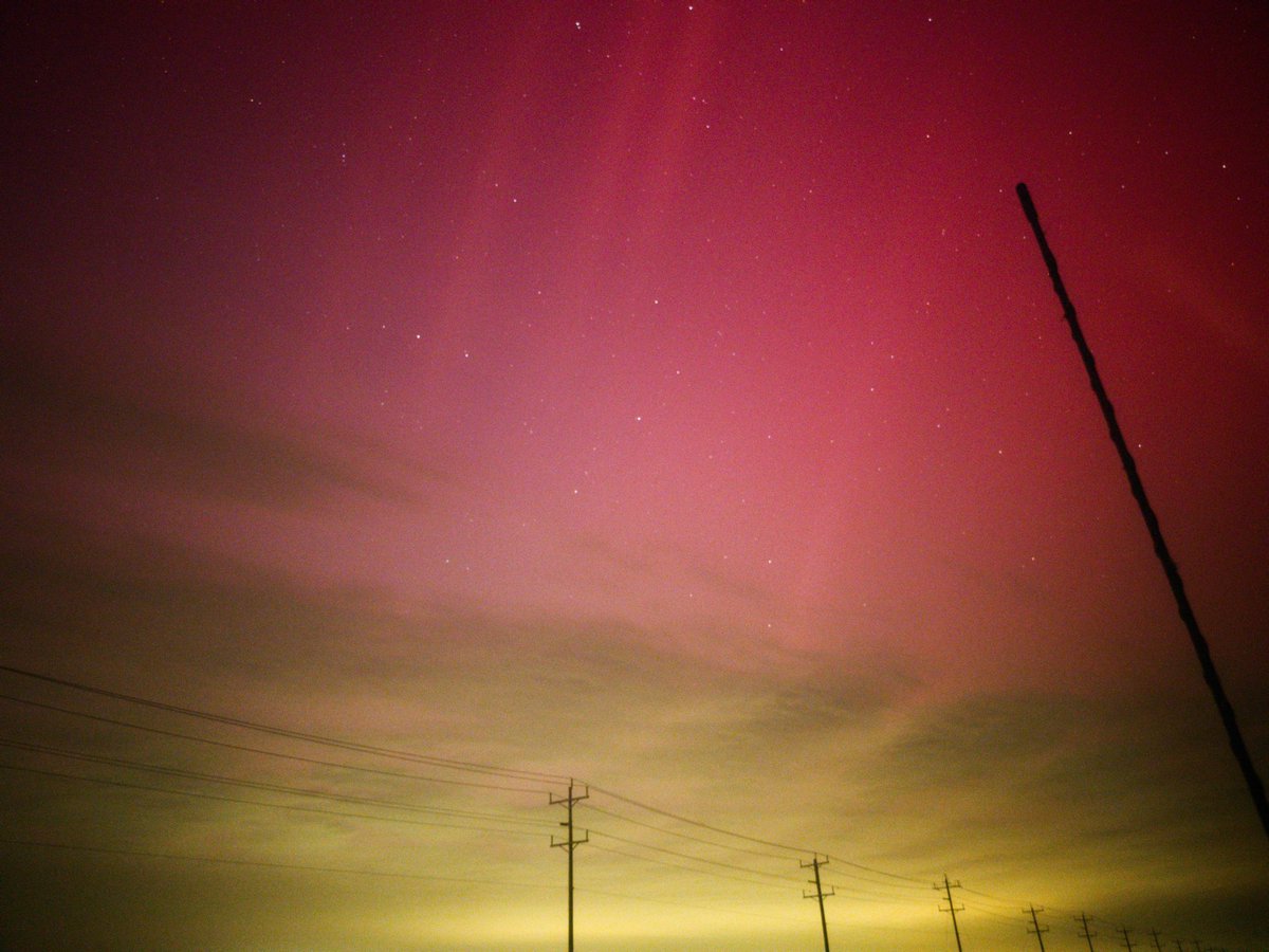 I can't believe this is happening on the Gulf Coast of Texas. I never thought I'd get to see the #Auroraborealis but here I am outside Galveston, looking up at the sky seeing the #NorthernLights. Really faint to the eye but a simple phone camera really shines. Just incredible.