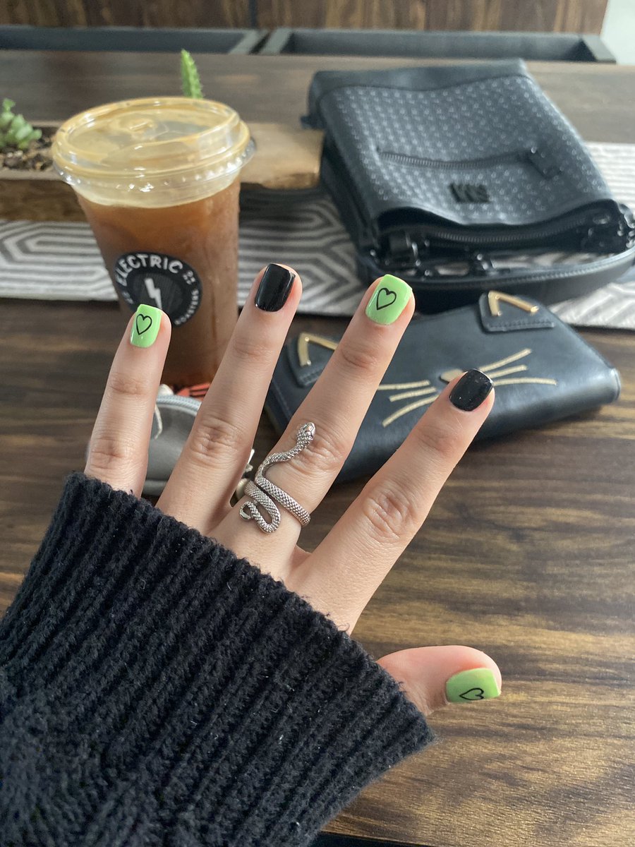 Autumn 🖤 🍂 tweet media