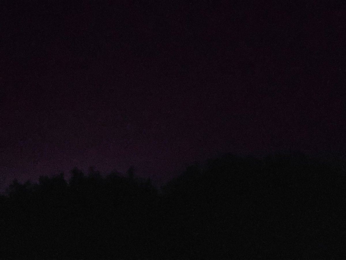 Terrible iPhone quality shot. But I’ve never seen the sky this color before here in south Texas. #aurora #NorthernLights