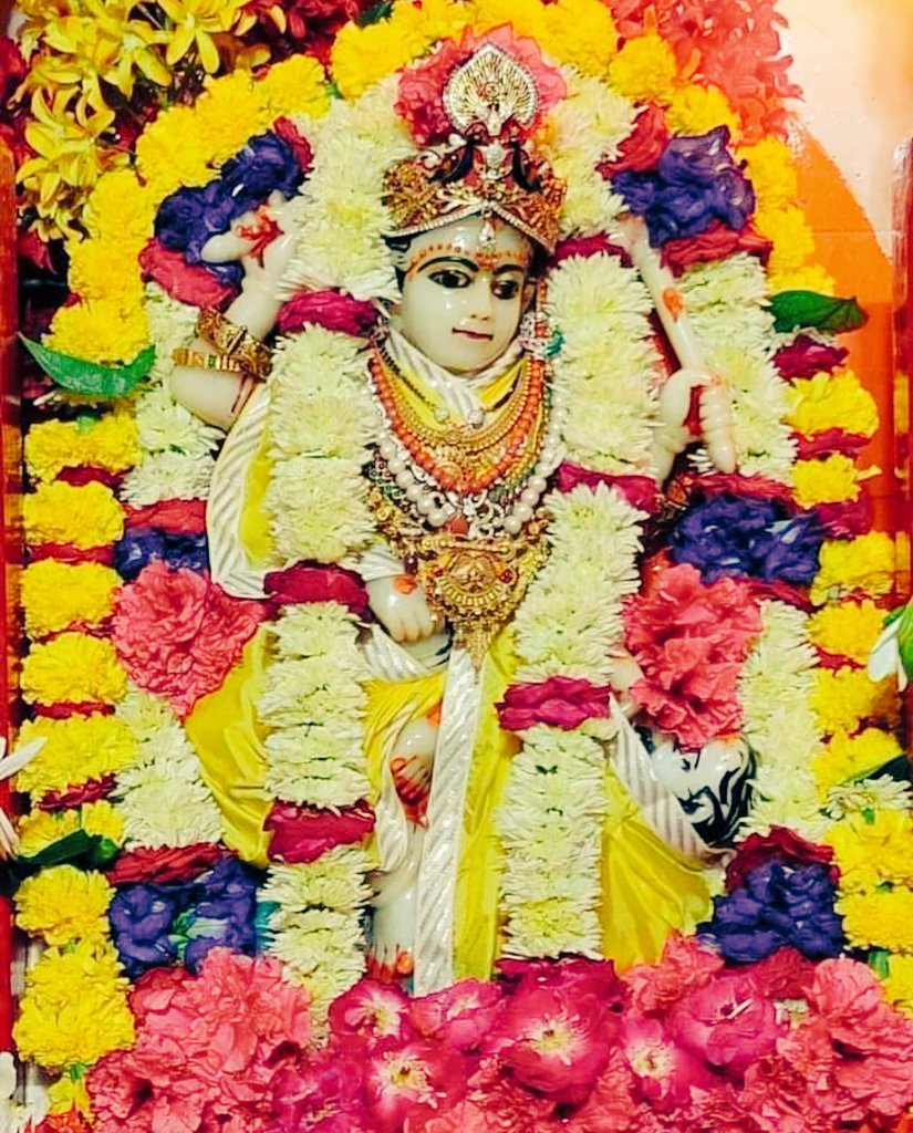 anshul_miishra's tweet image. जगत जननी मां पीतांबरा के प्राकट्य दिवस 
के अवसर पर आप सभी को बहुत बधाई शुभकामनाएं।।
माई की कृपा आप सभी पर सदैव बनी रहे।।
जय माई की।।
#pitambrapeethdatia