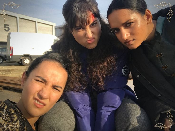 BisarekShayne's tweet photo. @netflix Stop what you’re doing and #SaveShadowAndBone and greenlight the #SixOfCrowsSpinoff #CrowsAndShadows https://t.co/y3DURndCbd