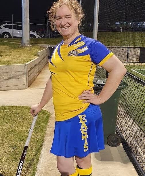 @angijones “Tonight an early teen *1/4 of my size* in her first year in seniors and I shook hands and wished each other a good game.” -Roxy Tickle When they make the case for female-only sport themselves. #SaveWomensSports