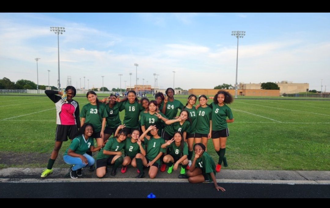 Congratulations to our 7th grade Lady Warriors ⚽ team on winning 1st place in the tournament this week! The ladies also finished DISTRICT CHAMPS! 💚💛 It was great season! Already looking forward to next season! @AlbrightMS @Alief_Athletics #WarriorProud