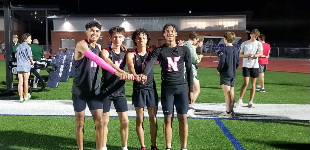 Congrats to the boys 4 x 400 m relay for placing 4th at Sunflower League with a season best 3:27.4!