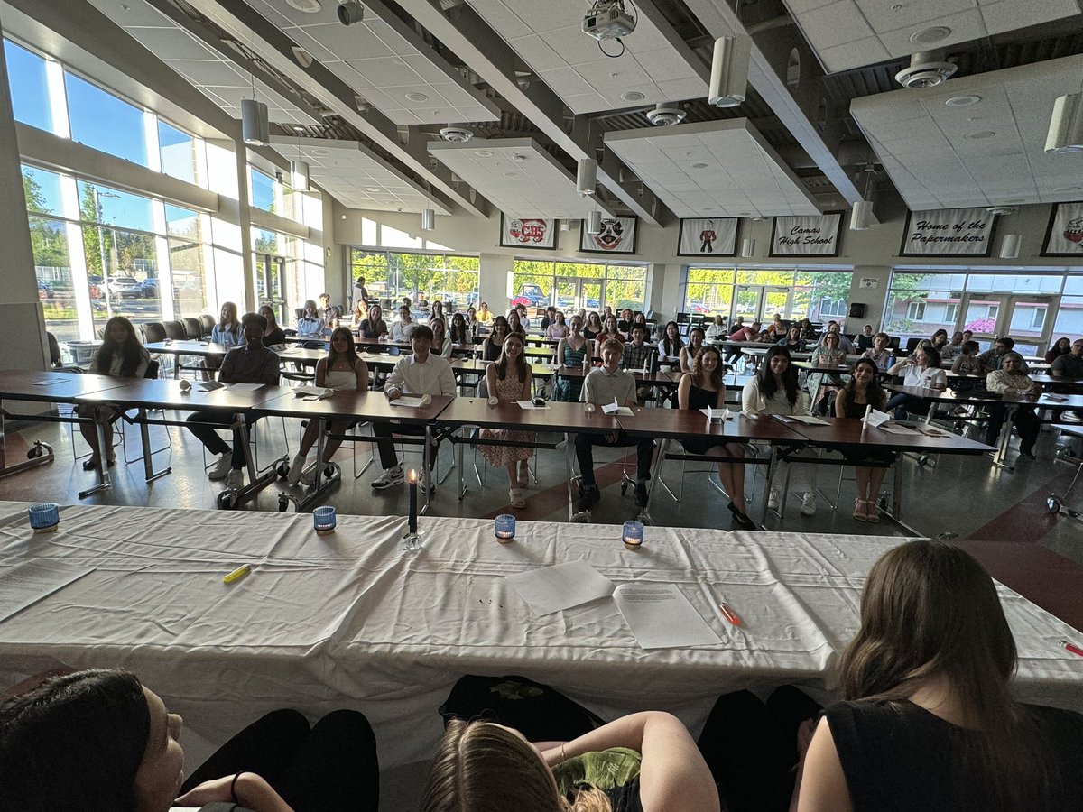 CHS_ORourke's tweet image. This afternoon was the trifecta of high school memories in May..Senior night for our girls softball, NHS induction ceremony (48 students!), and Camas has Talent performance
#whywedowhatwedo
#differencemakers #papermakerpride
@CamasHighSchool