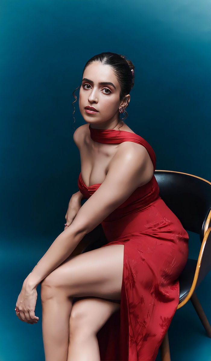 #SanyaMalhotra UHQ ✨✨