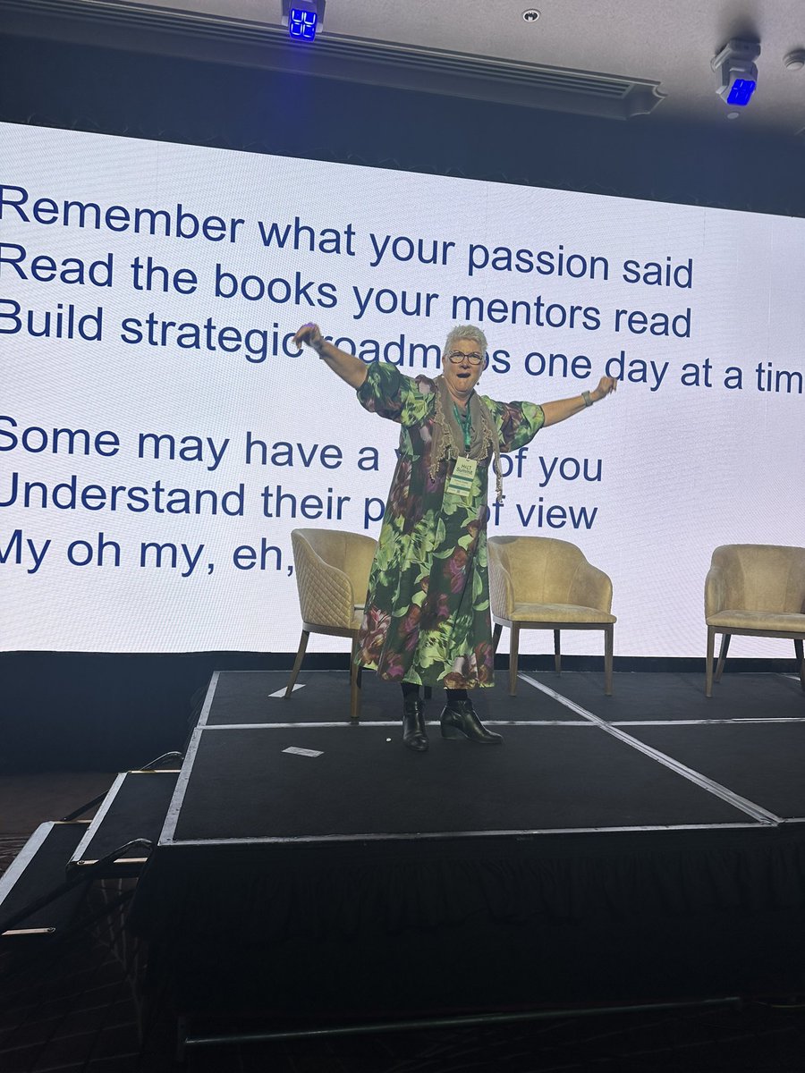 Bianca Howarth tweet media