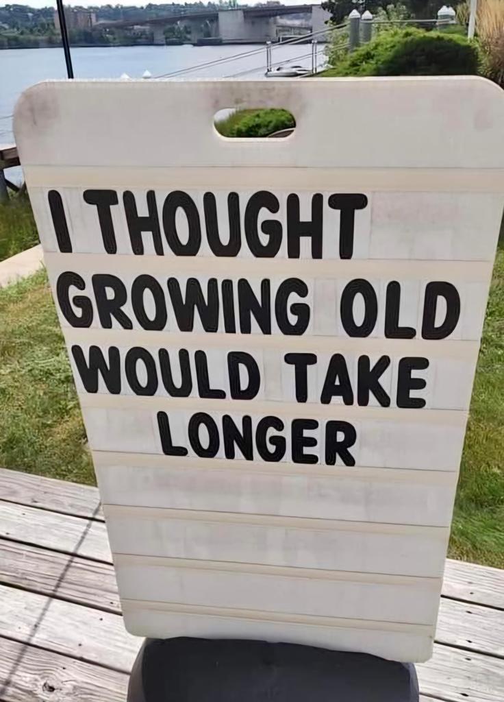 philydc3's tweet image. 05:32hrs &amp;amp; Newcastle United awaits.
Gonna be a long day 
#ONEFINALPUSH
@OfficialBHAFC
#UTA
#NEWBHA
(Not very kind birthday wishes from 'so-called' mate🙁)