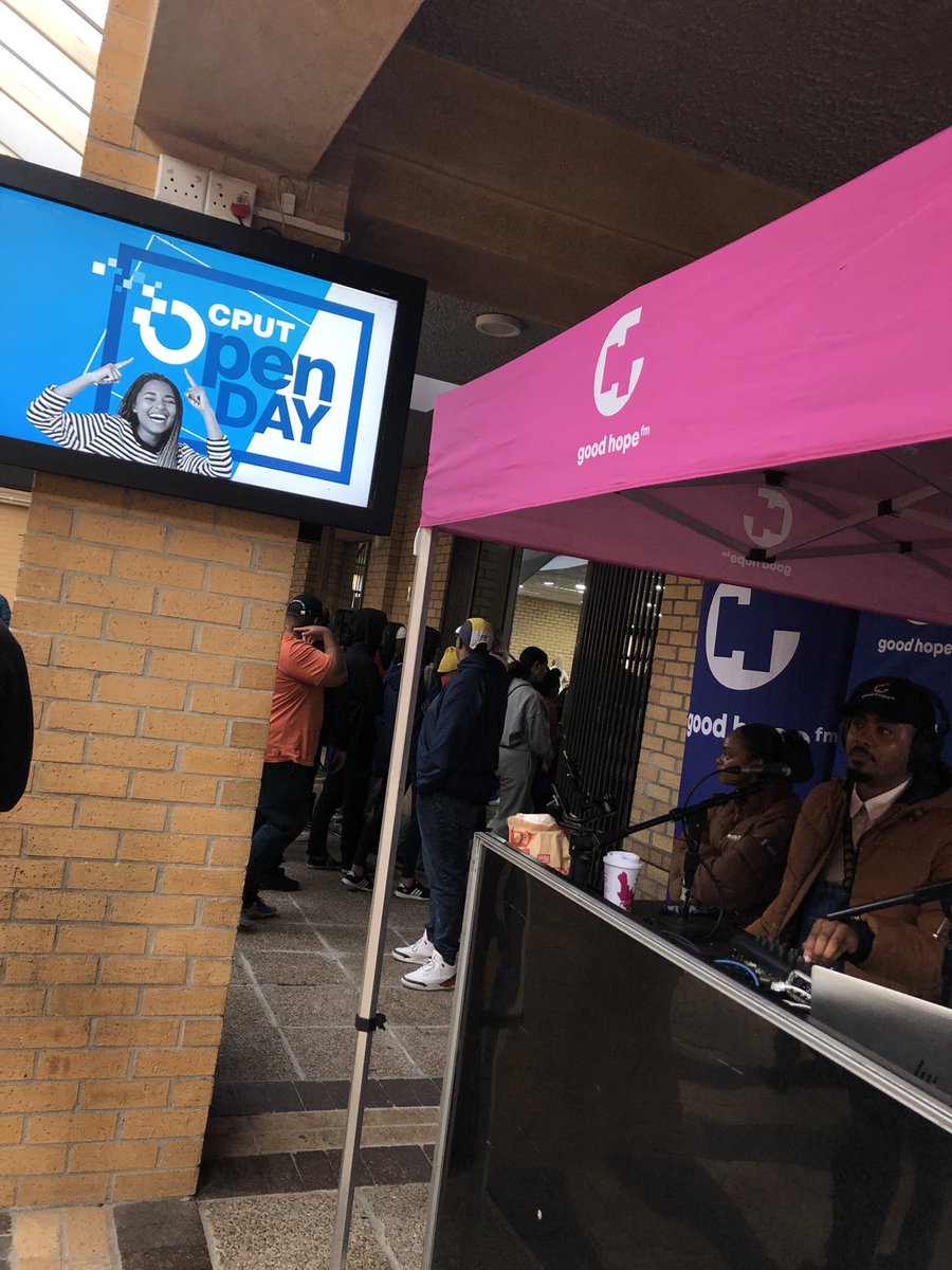 GoodHopeFM's tweet photo. #TheHit30 comes to you live from @CPUT in Bellville as they host their #CPUTOpenDay 

Inviting everyone that is interested in enrolling at the campus to come through and see the courses on offer 😀 

#CPUTOpenDay 
#capetownsoriginal📻❤ https://t.co/QtkfoPevax
