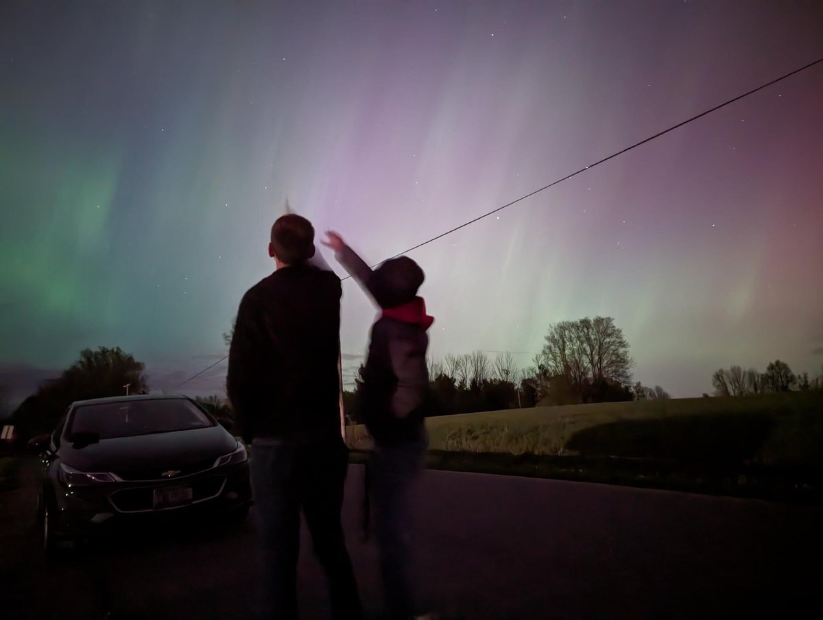 BillKardas's tweet photo. Aurora chasing out in Galway, NY. https://t.co/i9b8oHkAiQ