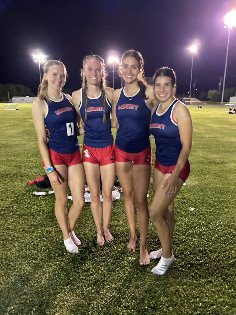 _LHSTrack_Field's tweet photo. Girls team finishes 5 over all at the Division 1 Championships!!!. Below is a picture of the 4x4 team that had a season best time of 3:59.31!! https://t.co/m3lMajUume