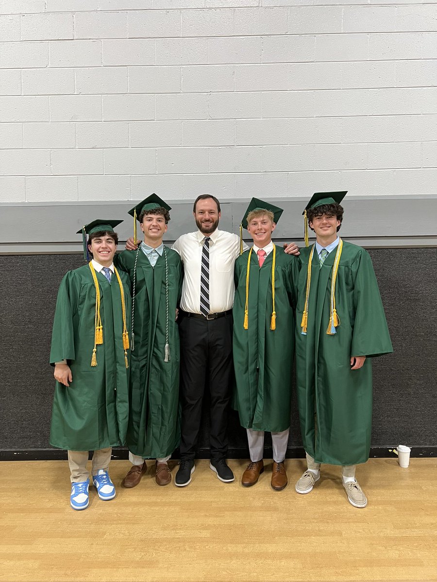 Congratulations to our 2024 basketball graduates. We are grateful for the impact you have had on our program and the Silverdale community. #ALLIN #WeAreSilverdale