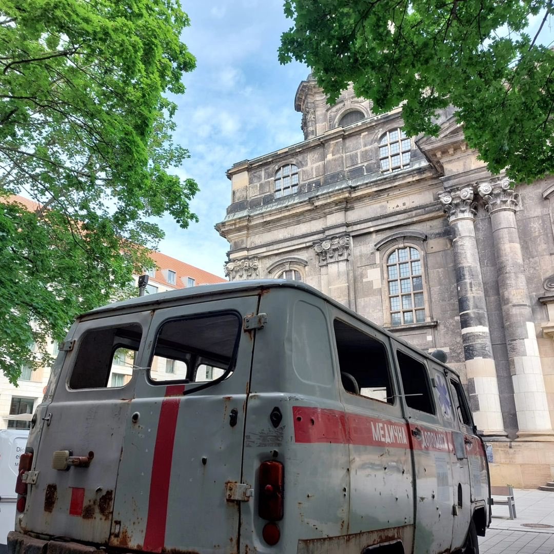 Die Barwinka steht gerade in Dresden beim 'Zukunftsforum Dresden' mit vielen interessanten Gästen.
Kommt vorbei! 💙💛
***
Our Barwinka is in Dresden at the moment at the 'Zukunftsforum Dresden', Come join us!
***
#standwithukraine #supportukraine