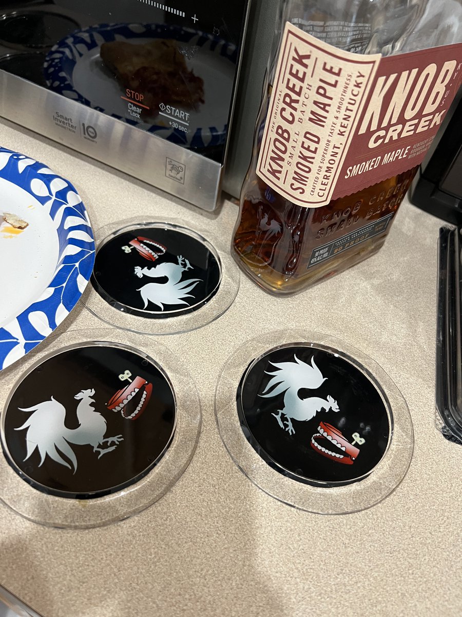 FLAllianceNerds's tweet image. Thank you @RoosterTeeth for all of the laughs and for helping bring the RT Florida Community together! Because of you, we’ve cultivated these long-lasting friendships with memories that will last a lifetime. Remember, this isn’t goodbye. We can’t wait to see what comes next ❤️💙