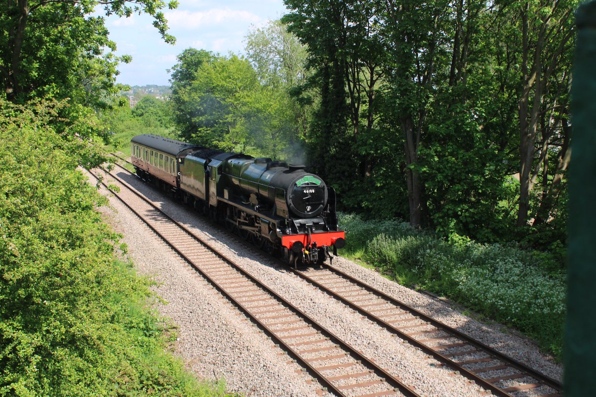 46100 Royal Scot ,5Z70 Barrow Hill LIP - Southall . Seen passing Gladstone Park , a short distance along from Dudding Hill Jnc , North London 9.5.24 #SteamSaturday