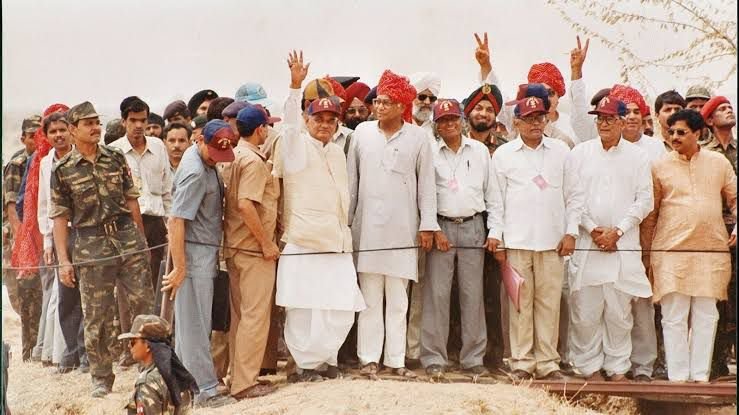 On this National Technology Day, let us remind India's remarkable strides in science and technology, exemplified by the historic Pokhran nuclear tests. Here's to honoring the brilliance and dedication of our scientists and engineers who continue to drive innovation and progress…