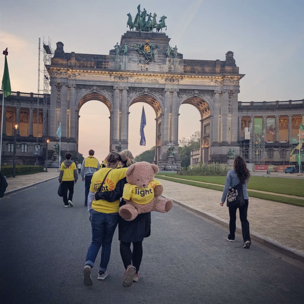 Today we walked in memory of  those who couldn't. #DarknessIntoLight <a href="/PietaHouse/">Pieta</a> a beautiful tribute in Brussels this morning. Thank you for all the work you do to help those in need.