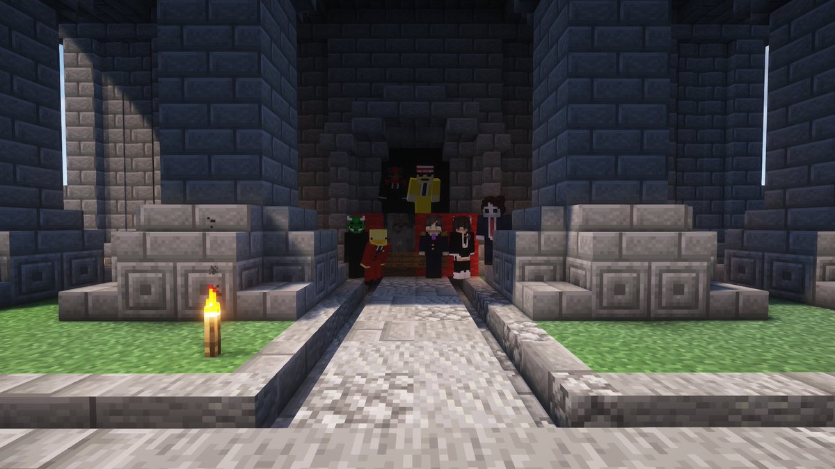 CoolLunchTable_'s tweet image. art museum on the server opened up :)