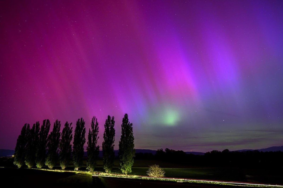 AURORAS BOREALES POR GEOTORMENTA… Reportan intensas y poderosas Auroras se comienzan a avistar en varias regiones de TODO el mundo como consecuencia de la severa geotormenta que está sucediendo en estos momentos. Esta noche se verá desde Estados Unidos y norte de México.