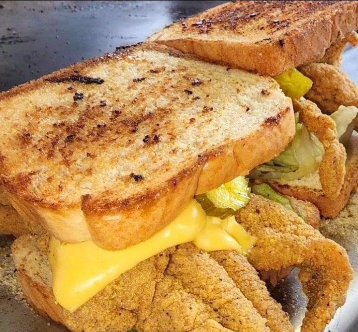 Cheesy Fried Fish Sandwich 🥪  homecookingvsfastfood.com 
#homecooking #food #recipes #foodpic #foodie #foodlover #cooking #hungry #goodfood #foodpoll #yummy #homecookingvsfastfood #food #fastfood #foodie #yum