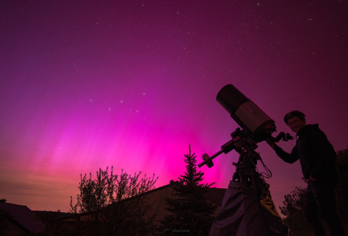 It was such an impressive event! I mean, it's historic! The whole sky was full of intense and colorful Aurorae - over France near Saarbrücken (Germany). In the foregroun is my telescope. #auroraborealis #northernlights #solarstorm #telescope #sebastianvoltmer