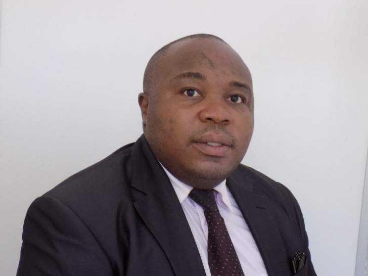 ZANU PF spokesperson Christopher Mutsvangwa’s son, Neville, 44, and his alleged accomplices Elias Majachani, 45, and Simbarashe Tichingana, 38, will spend the weekend in custody after being arrested for suspected money laundering.>rb.gy/v7d5z7