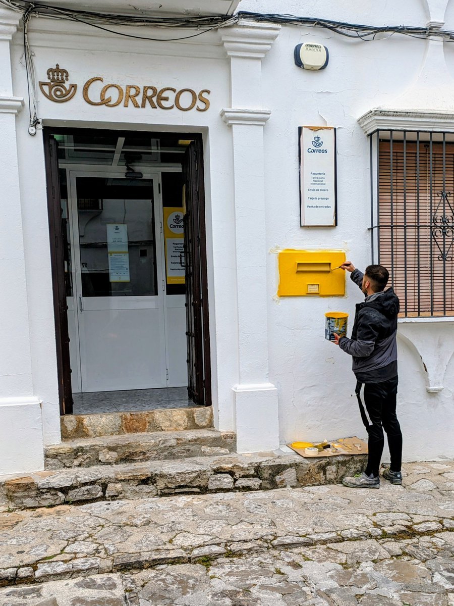 #postboxsaturday Keeping up appearances. Grazalema Spain.