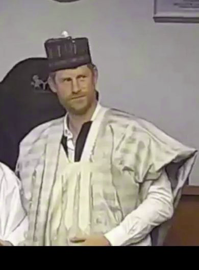 JDEadonWriter's tweet image. Subject: Urgent Assistance Needed for the Royal Grifters of Lagos and Montecito! 💥
From: HRH Prince Hazgingernutswe Beenkunto 👑[princeola_hazbeenwhingingwe_royal@nigerianrivieraorchard.nig]
Dear Esteemed Recipient, 👍
I hope my message finds you in the most splendid of spirits…